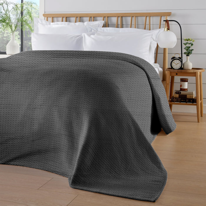Throws & Blankets